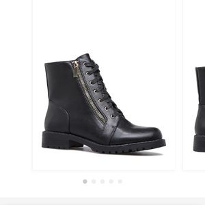 🔥🔥Shoedazzle black leather combat boots